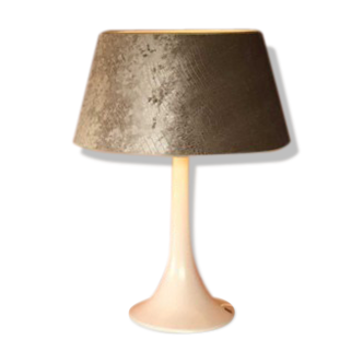 Lamp design white foot