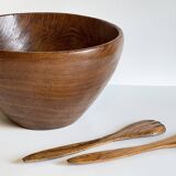Scandinavian salad bowl in solid teak and cutlery