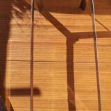 Table basse en marbre et pieds métal chromé