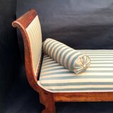 Walnut recamier bench Napoleon III daybed mid-nineteenth century