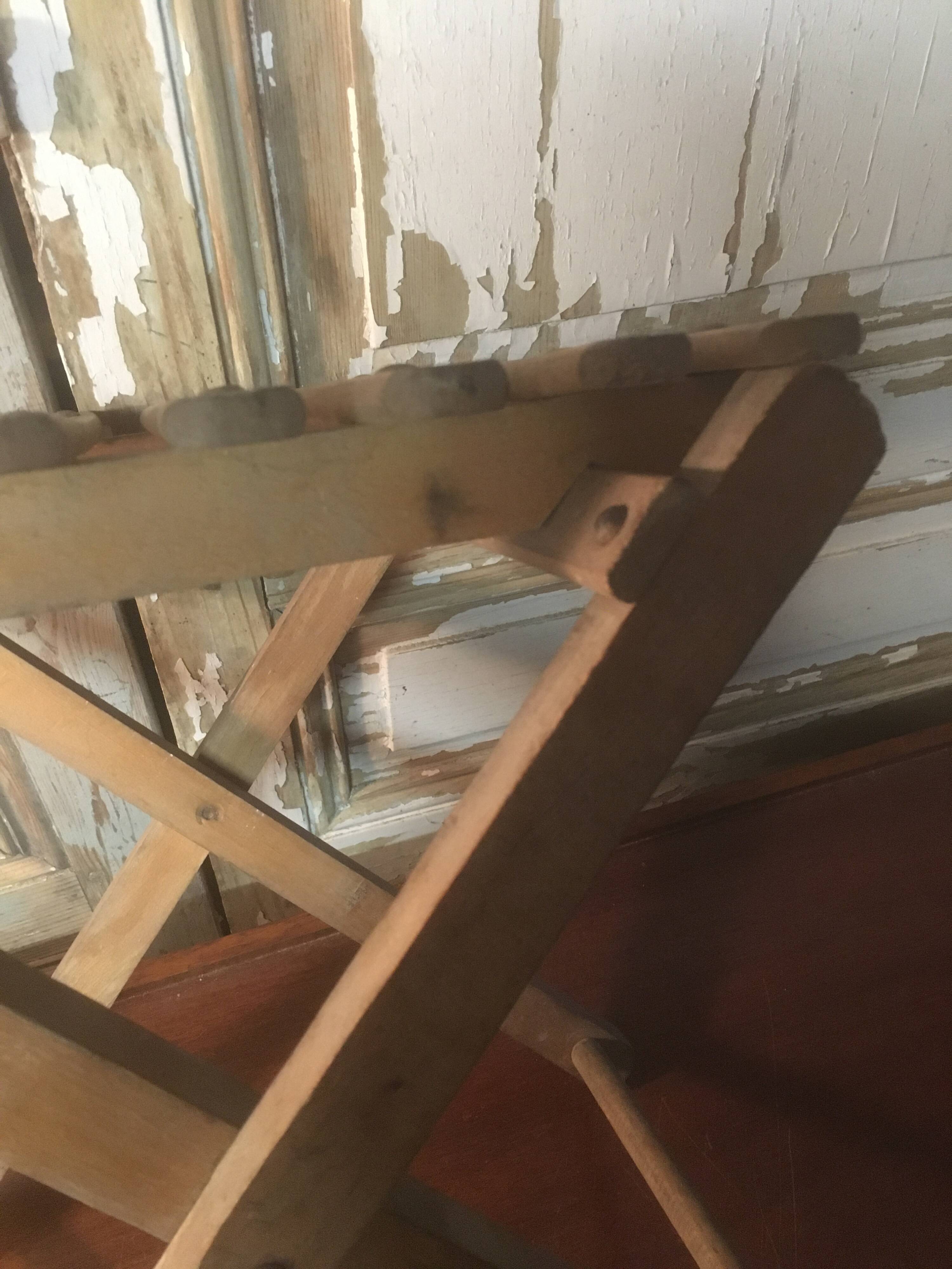 Folding stool from the 30s/40s