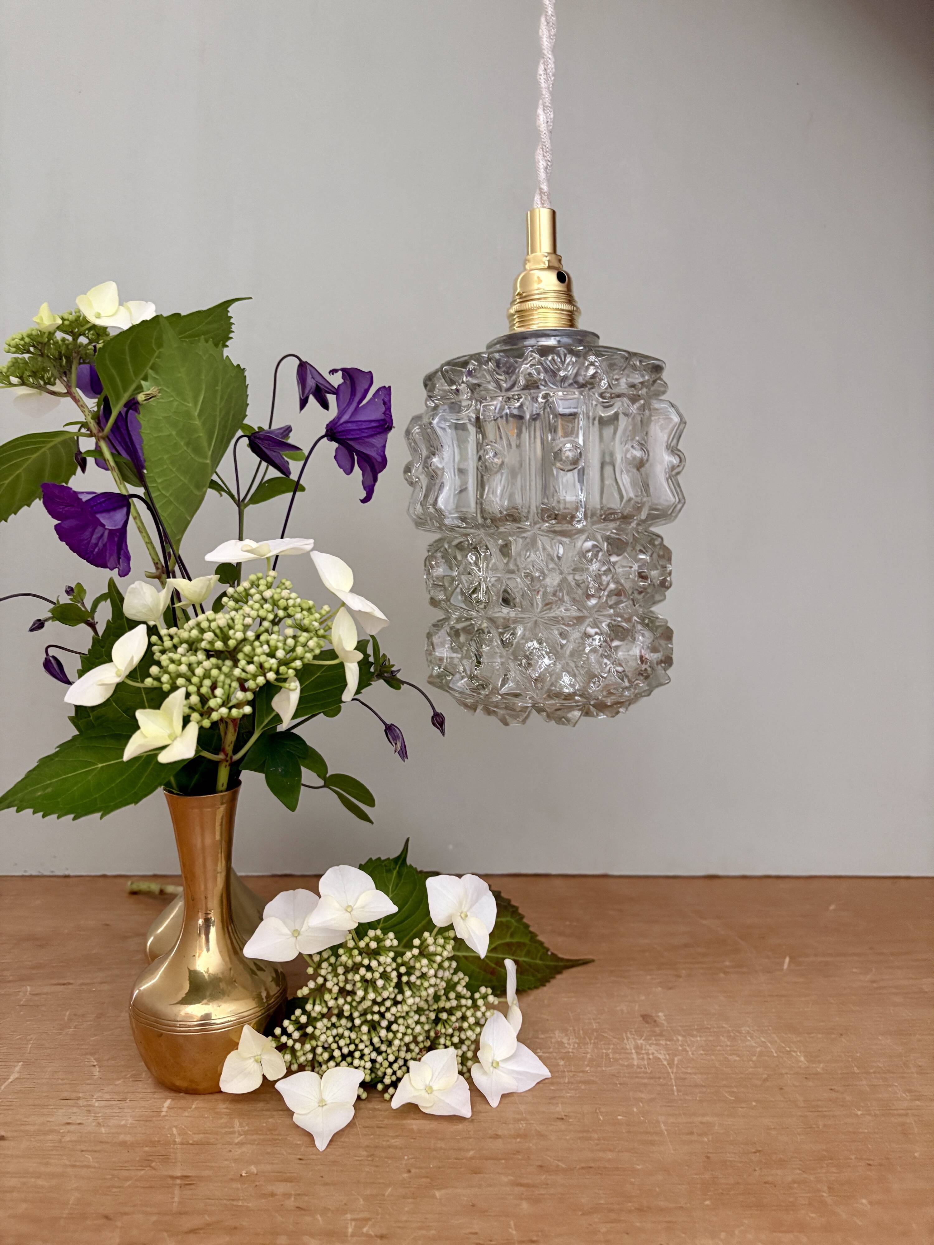 Vintage tulip pendant light in clear molded glass
