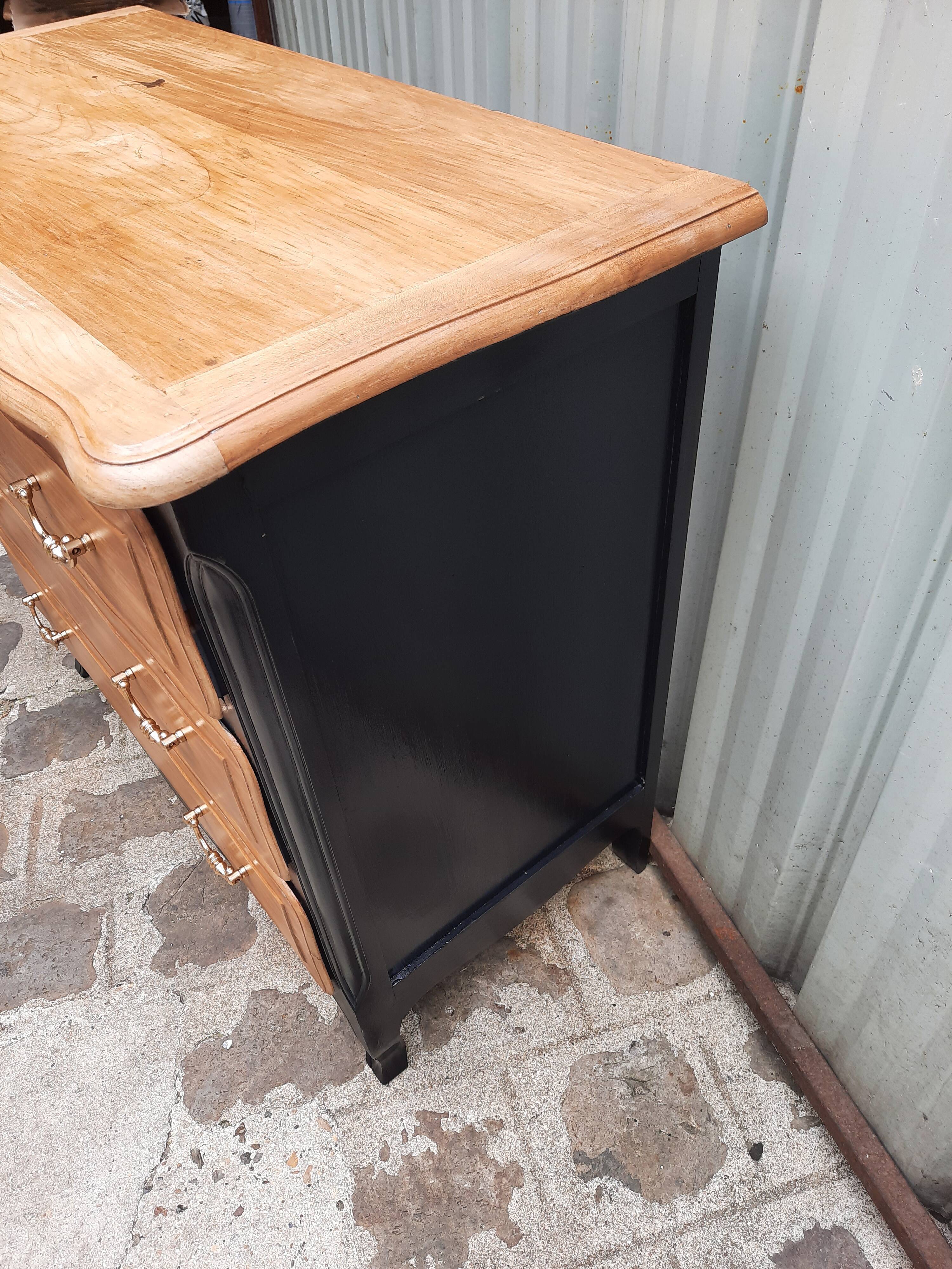 Vintage redesigned chest of drawers