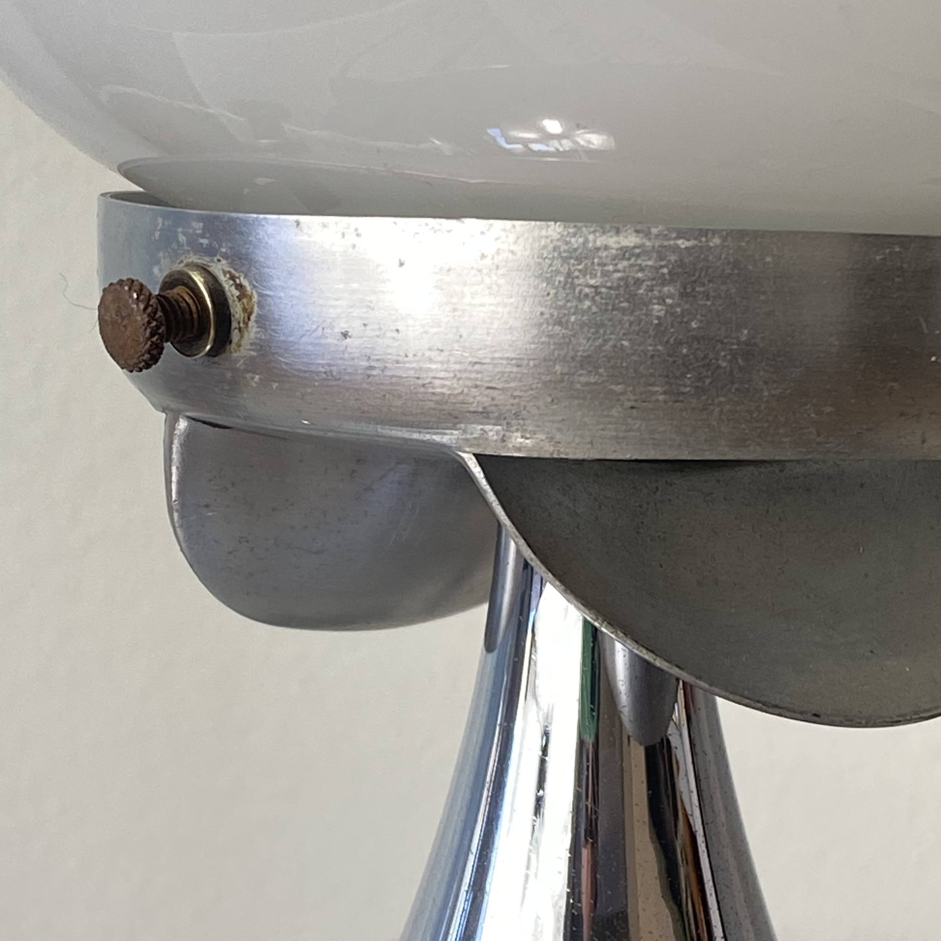 Vintage globe lamp in white opaline glass and chrome metal.