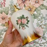 Vintage tulip ride in white opaline drawings of roses