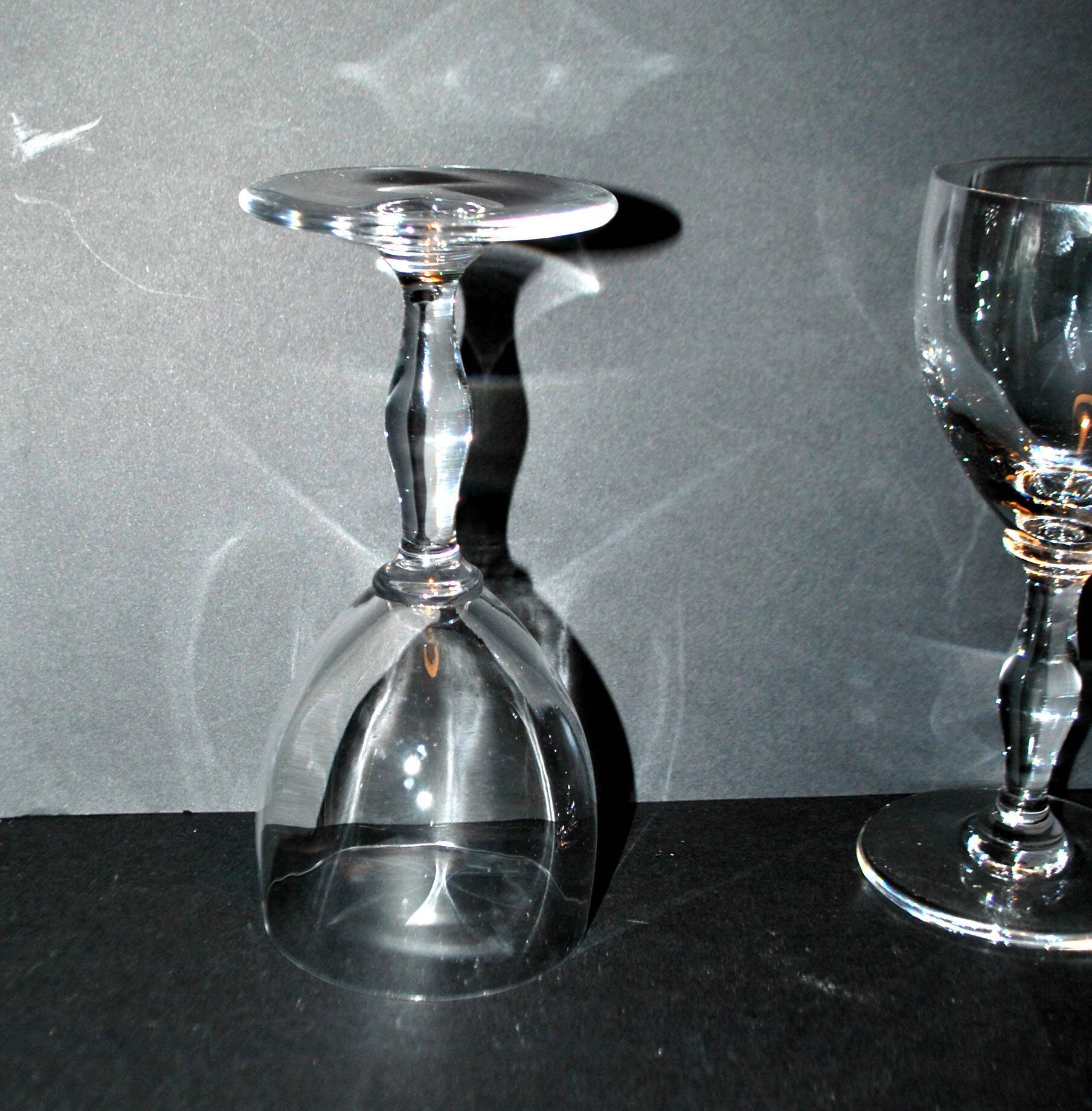 Set of 11 second-choice SAINT-LOUIS crystal wine glasses 15.5cm