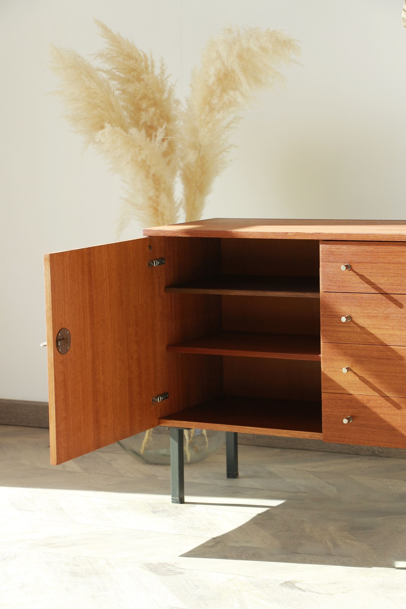 Commode / Scandinavian sideboard - Extra furniture - 4 drawers 1 door