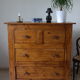 Commode campagnard en sapin