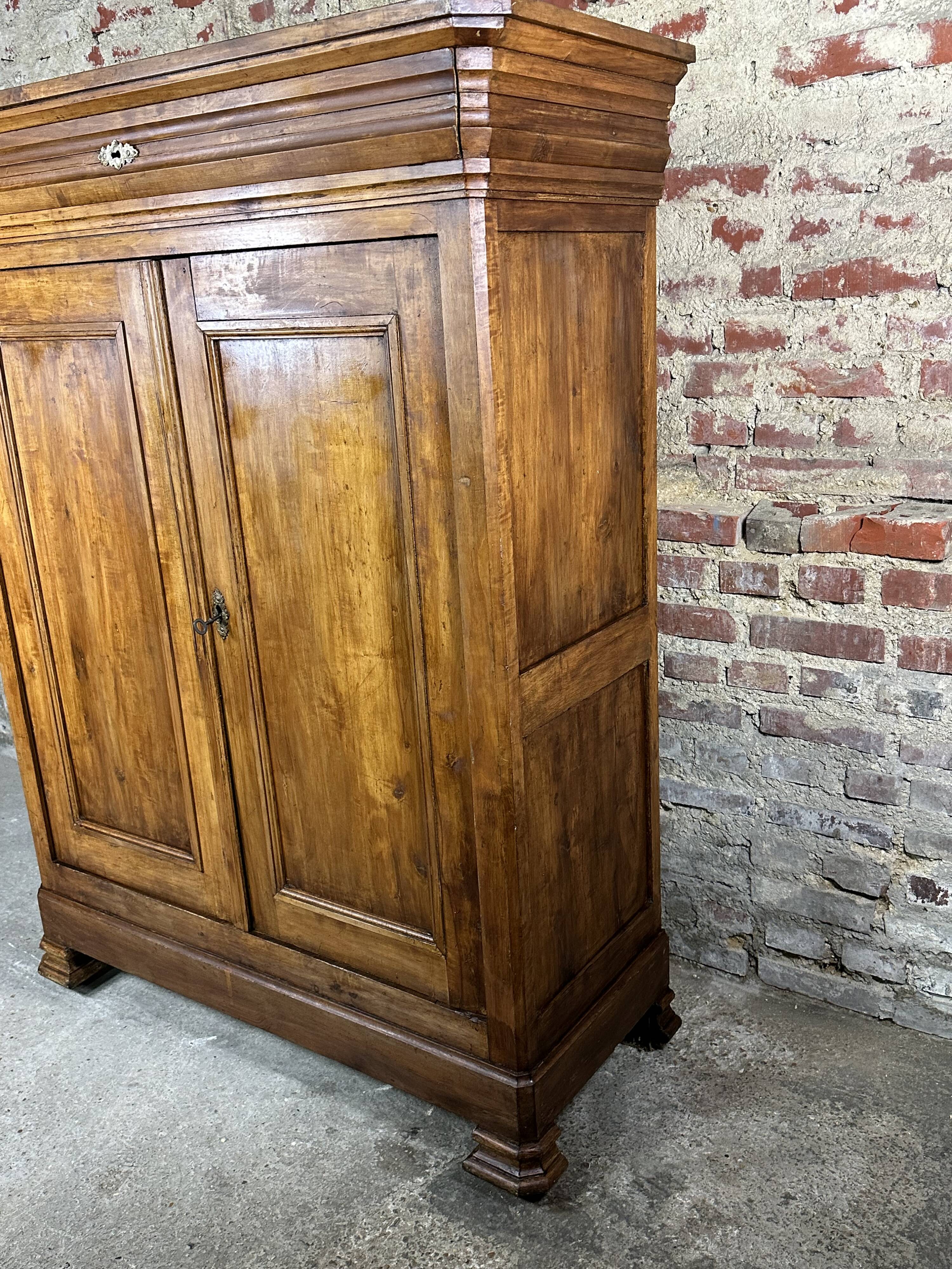 Louis Philippe high era sideboard in walnut