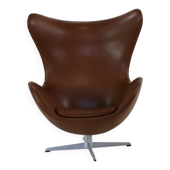 Chaise Egg Arne Jacobsen en cuir cognac pour Fritz Hansen