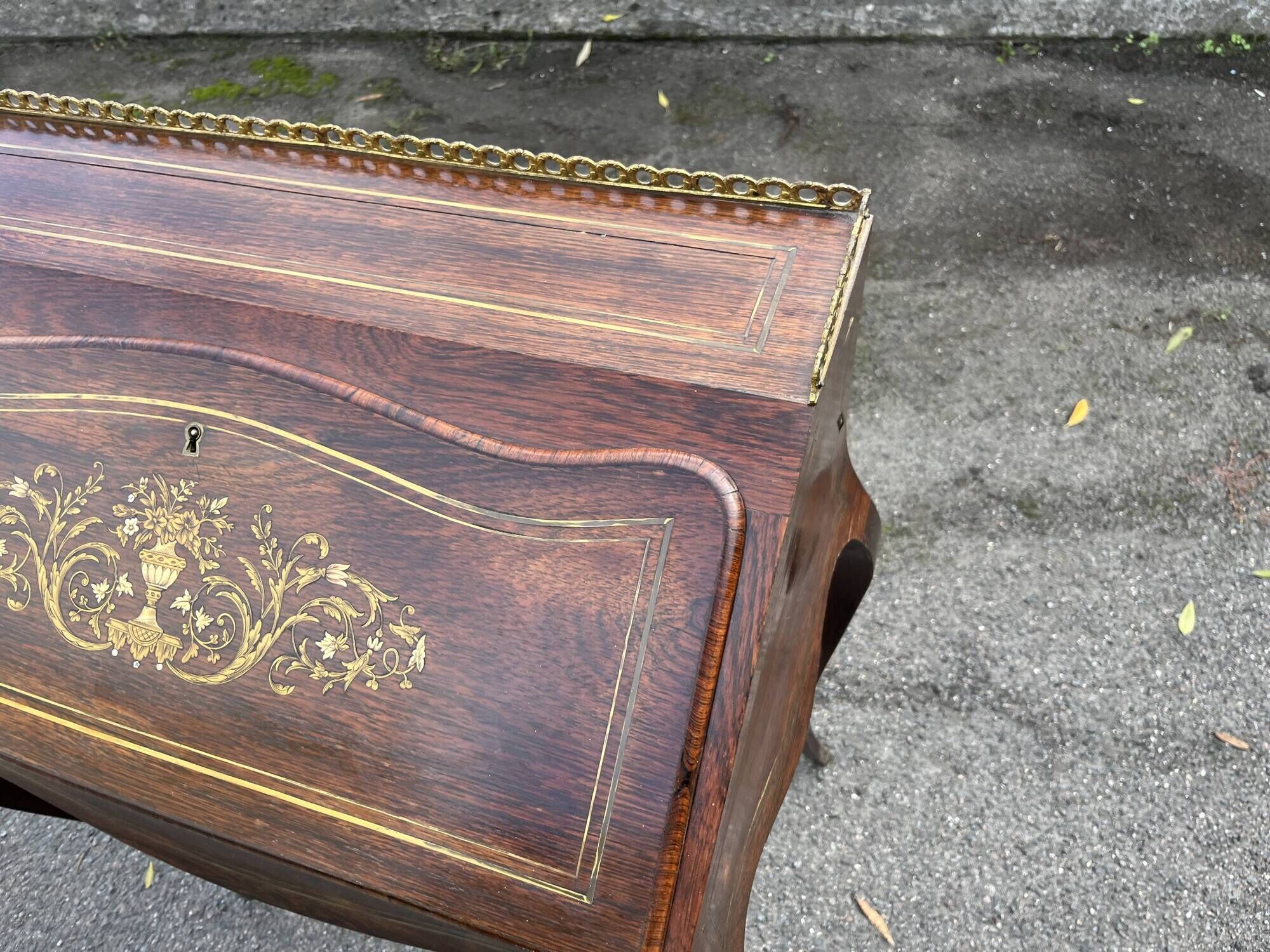 Napoleon III secretary desk in rosewood and brass marquetry