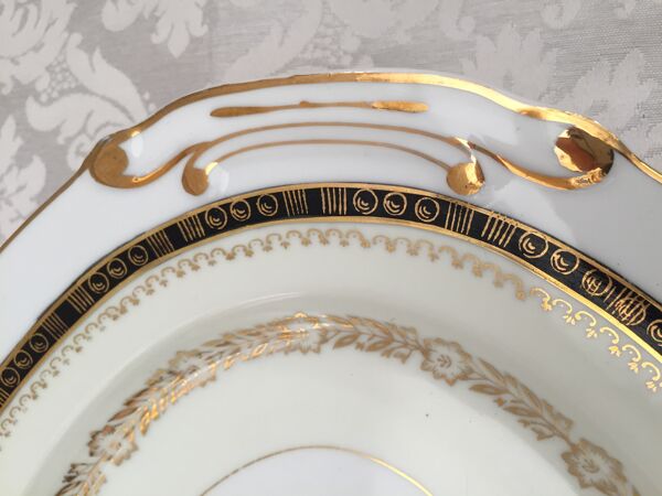 Deux plats de service porcelaine de luxe art japon