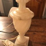 Alabaster lamp base
