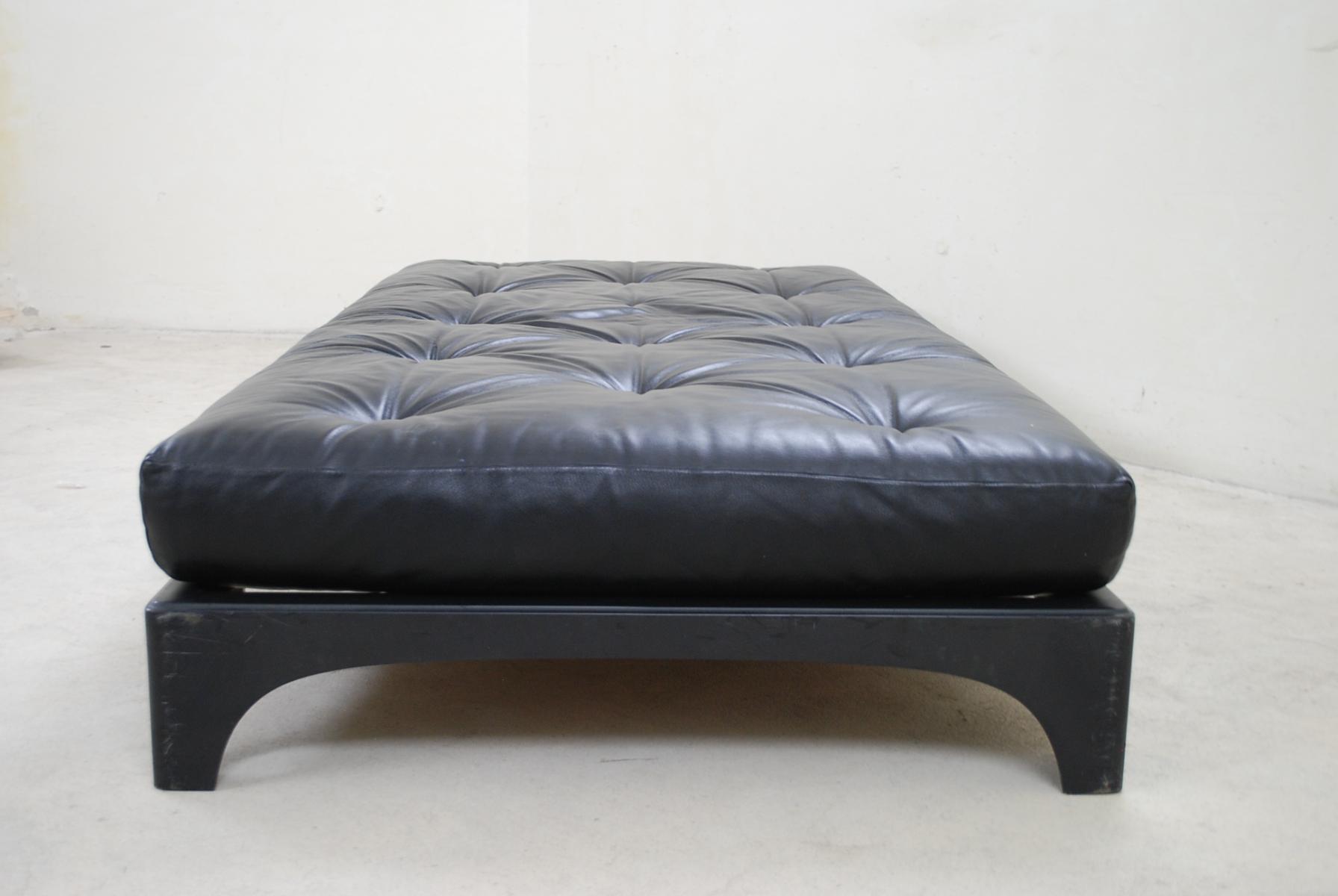 Lit vintage en hêtre et fibres de verre