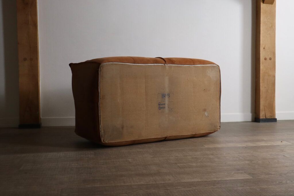 Le Bambole sofa in buffalo leather by Mario Bellini for B&B Italia, 1970s