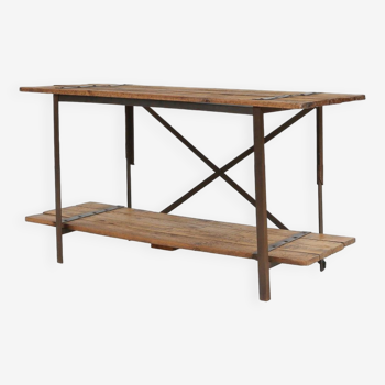 Table d'appoint industrielle avec structure en métal et plateau en bois et plateforme amovible, Belgique, 1920