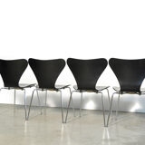 Set of 4 butterfly chairs 3107 by Arne Jacobsen for Fritz Hansen, 1976 Denmark