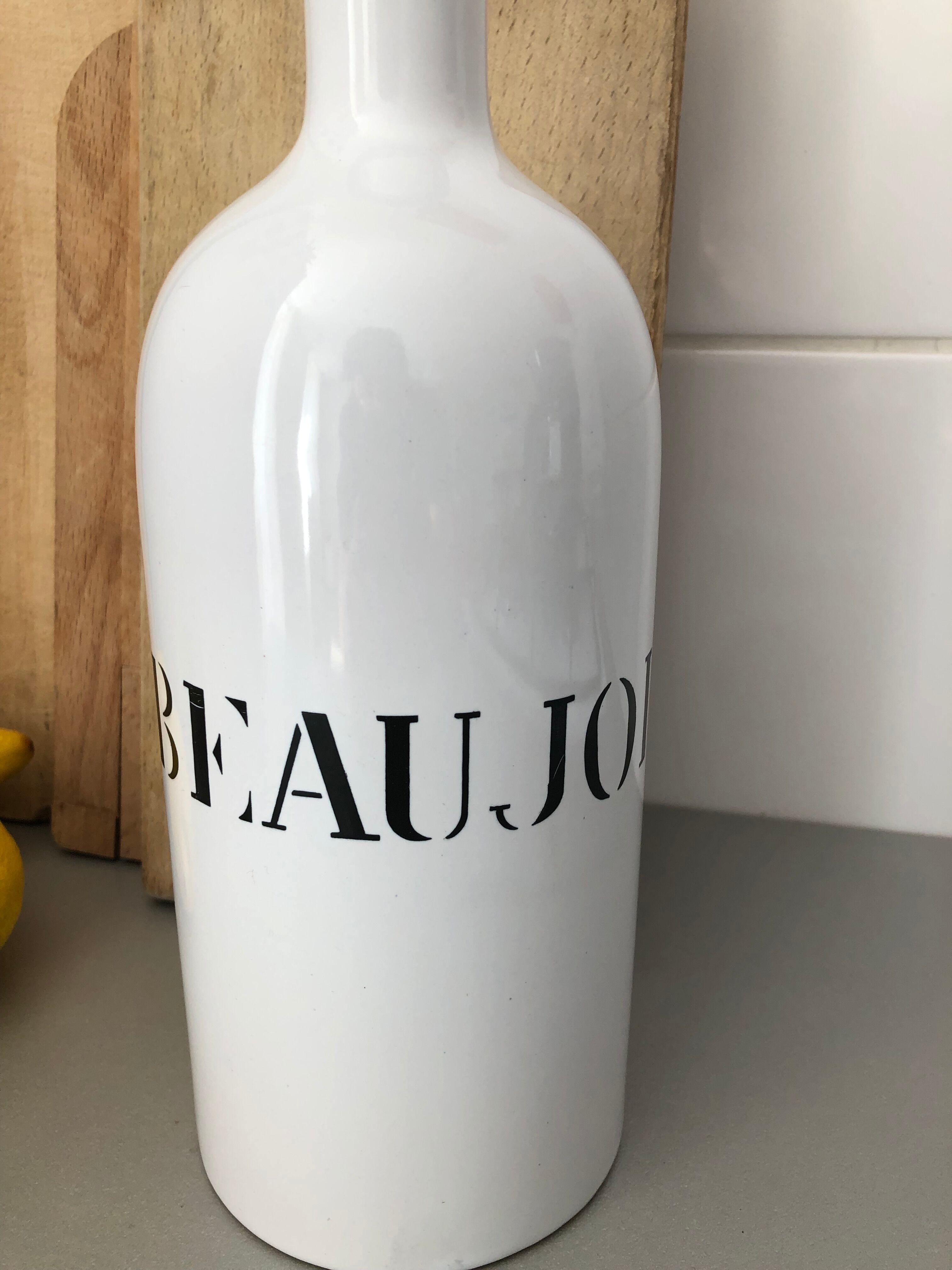 "Beaujolais" white ceramic bottle