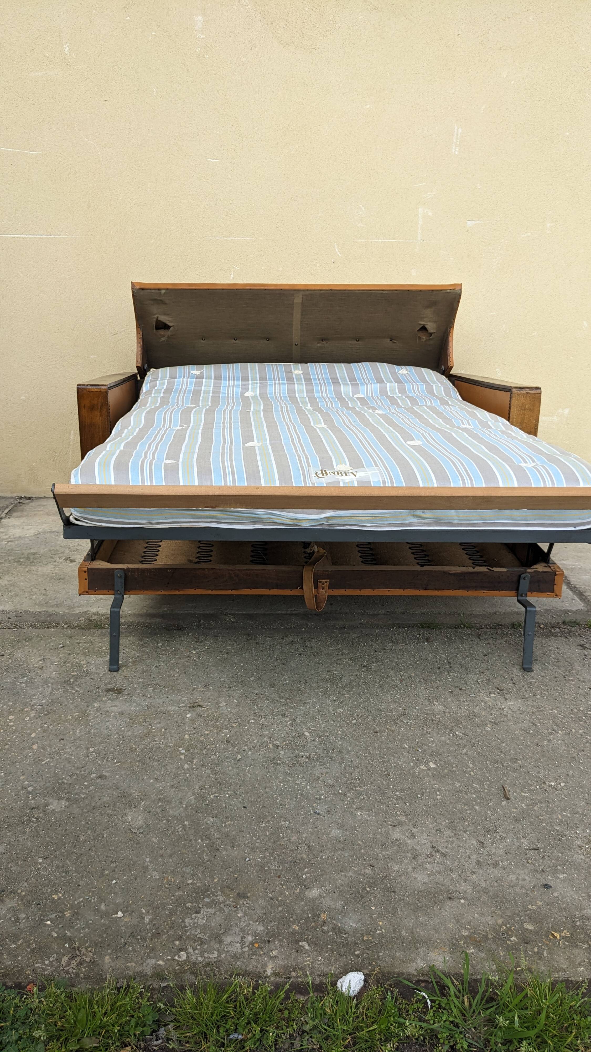 Convertible sofa called mustache