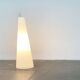 Lampe sur pied cône italienne postmoderne d'Emporium