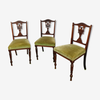 Set of 3 English green velvet chairs