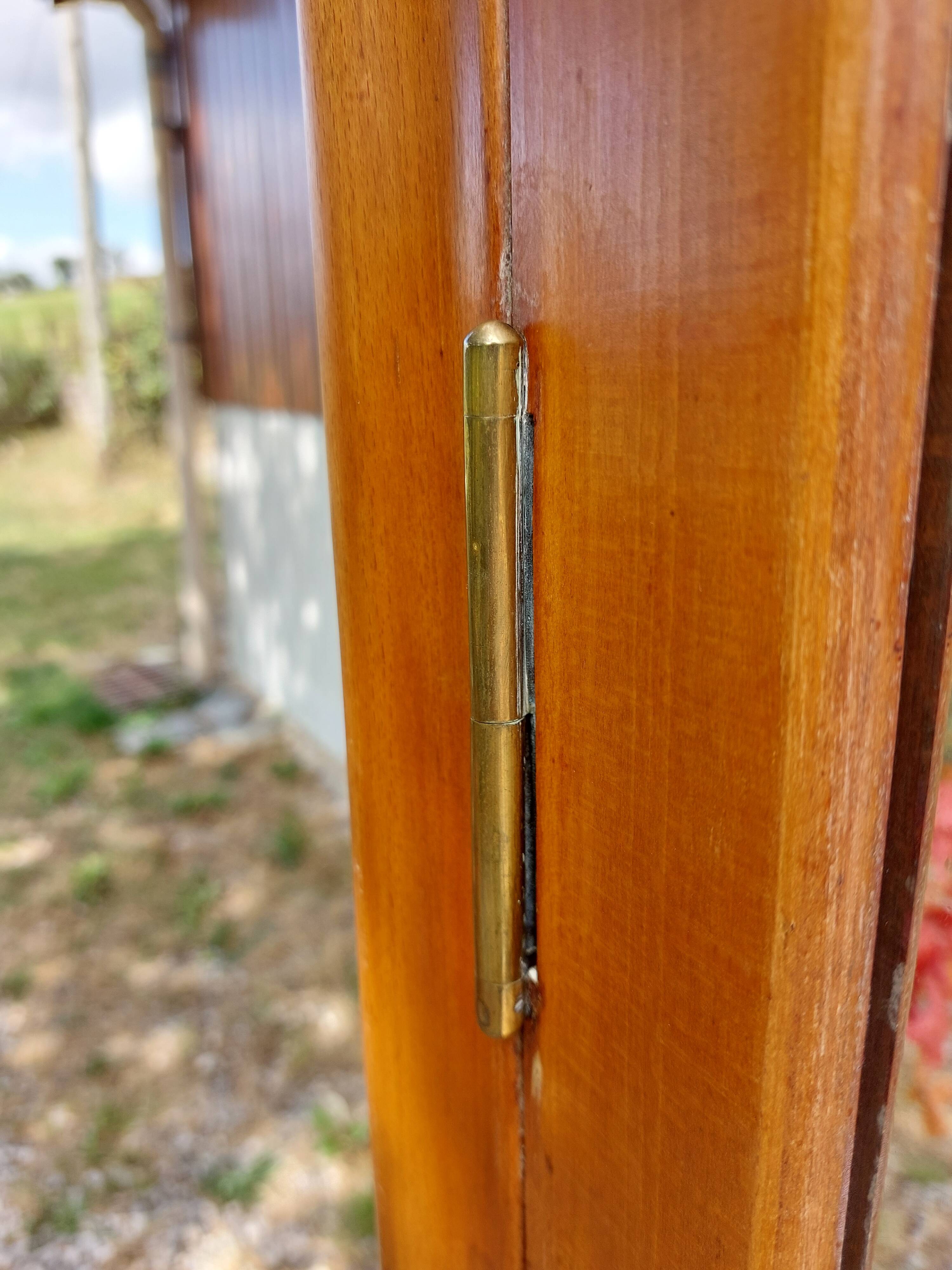 triple function wardrobe, hanging rail