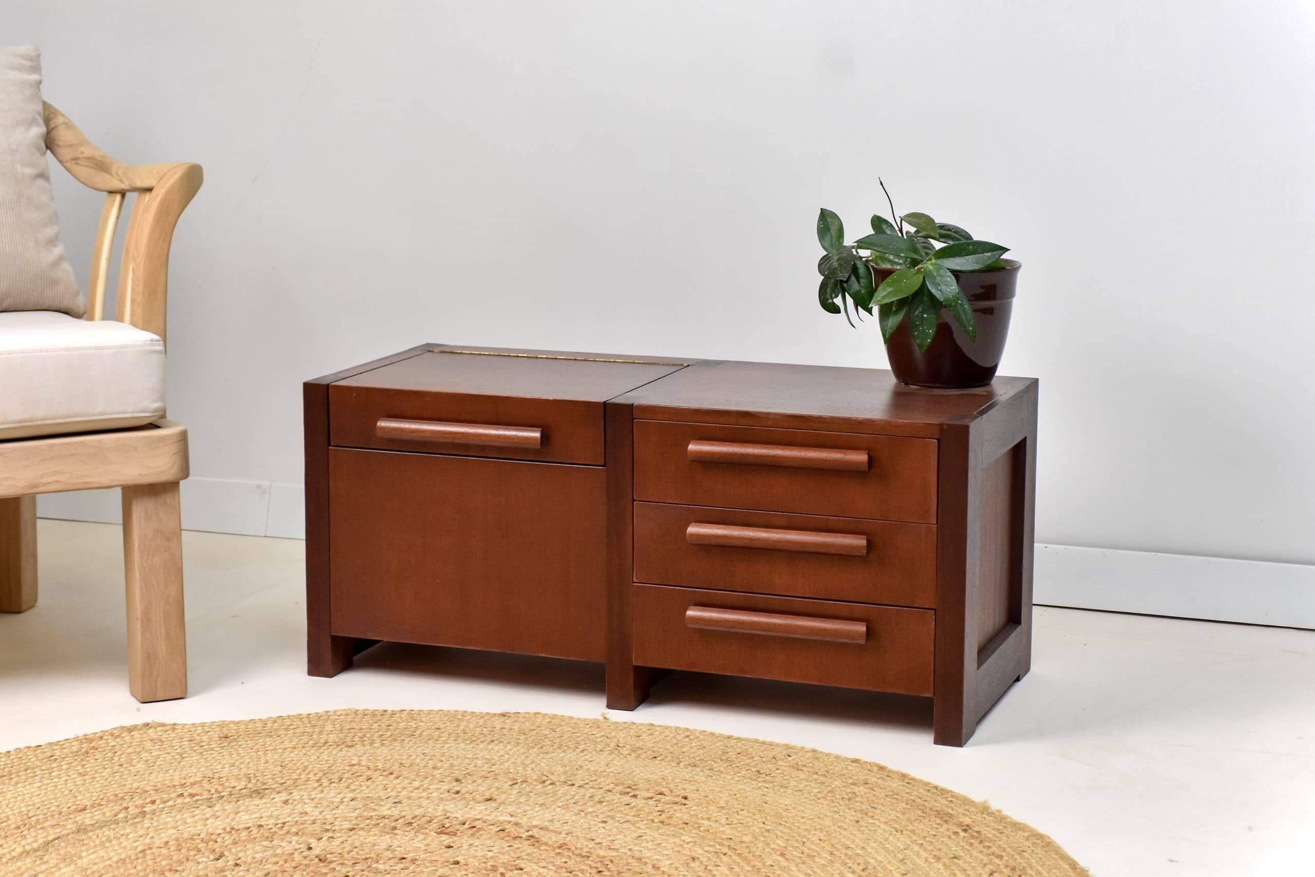 Meuble bas style Scandinave vintage, petit coffre bois
