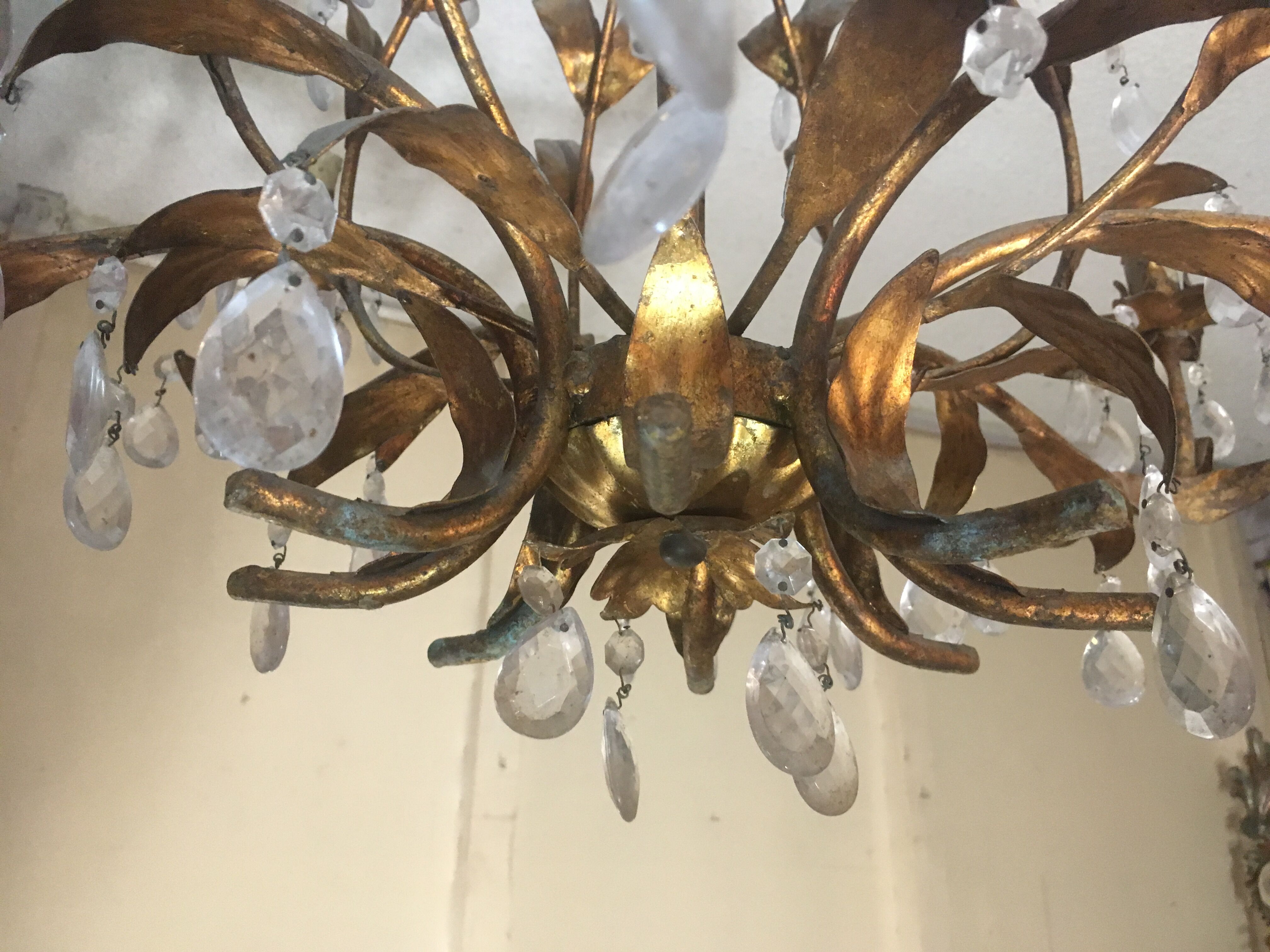 Golden iron lustre and pampilles