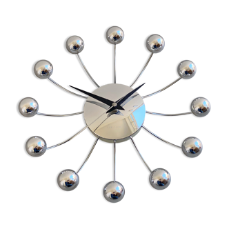 Horloge murale araignée Chrome Karlsson avec aiguilles noires, spoutnik de l’ère spatiale