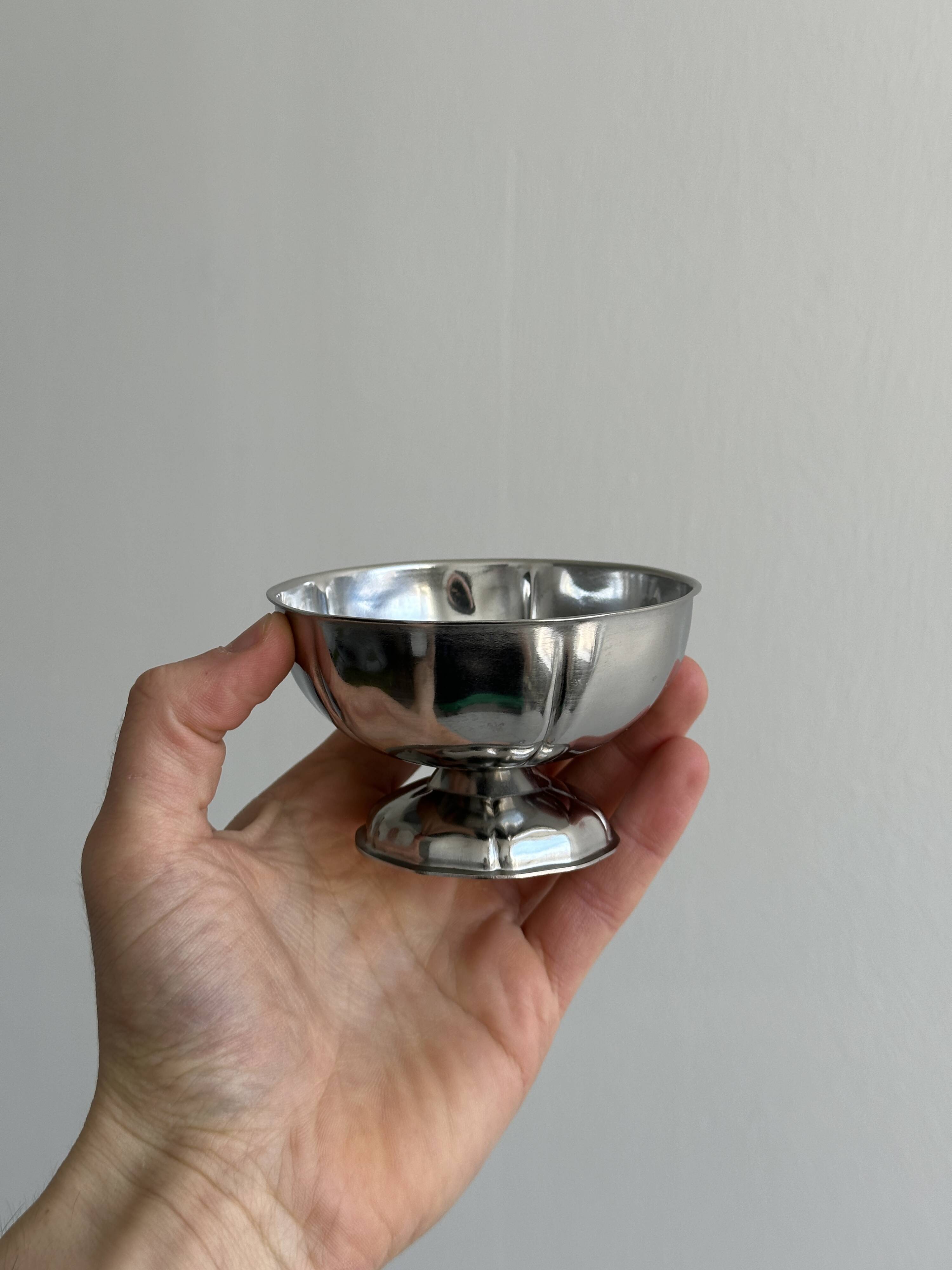 6 stainless steel footed bowls, Letang Remy style