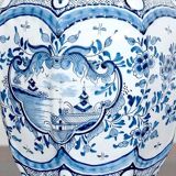 Delft earthenware vase - Early twentieth century