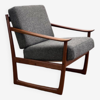 Fauteuil lounge moderne du milieu du siècle en teck par Peter Hvidt et Orla Mølgaard Nielson pour France and Son