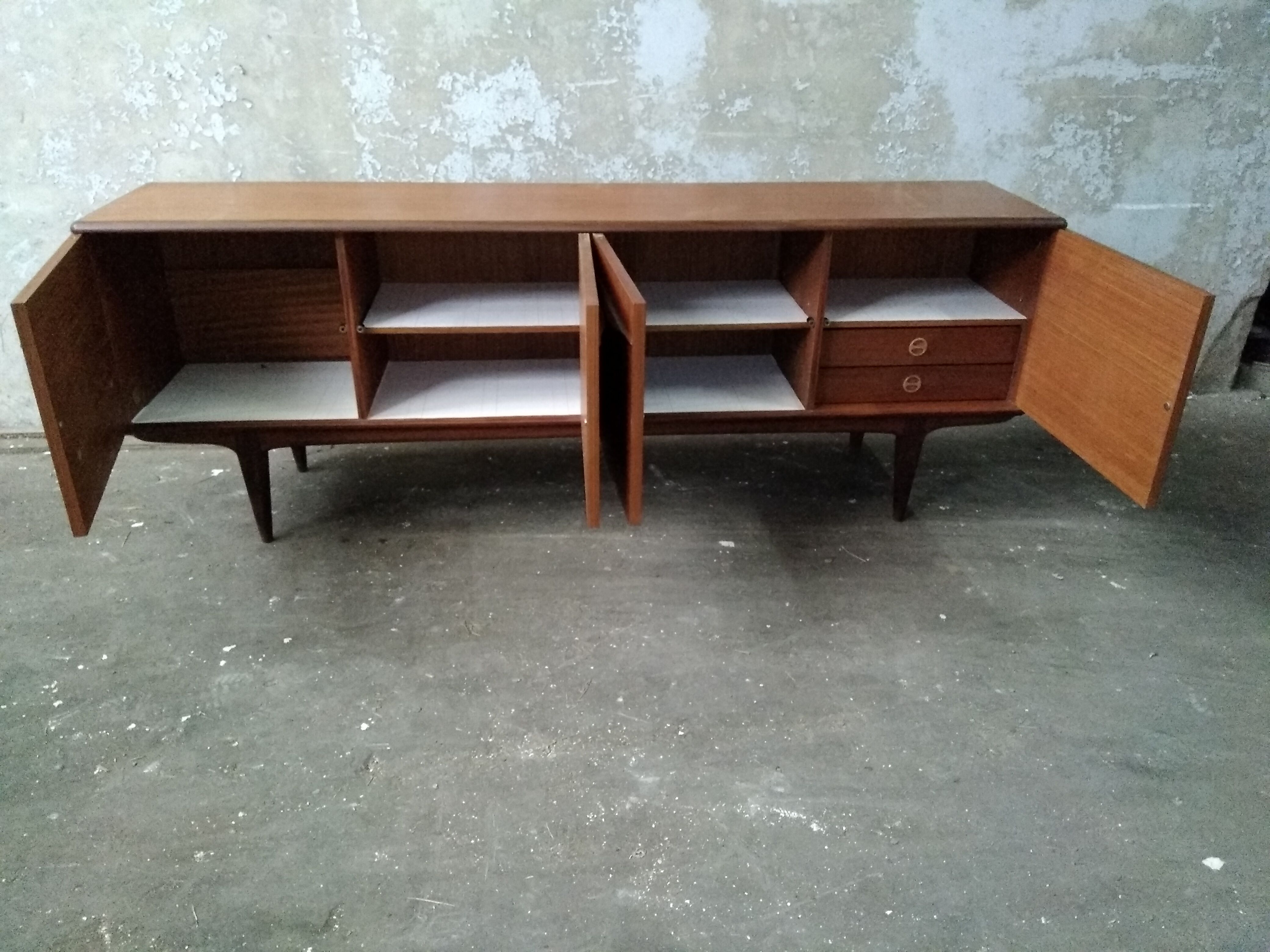 Scandinavian enfilade