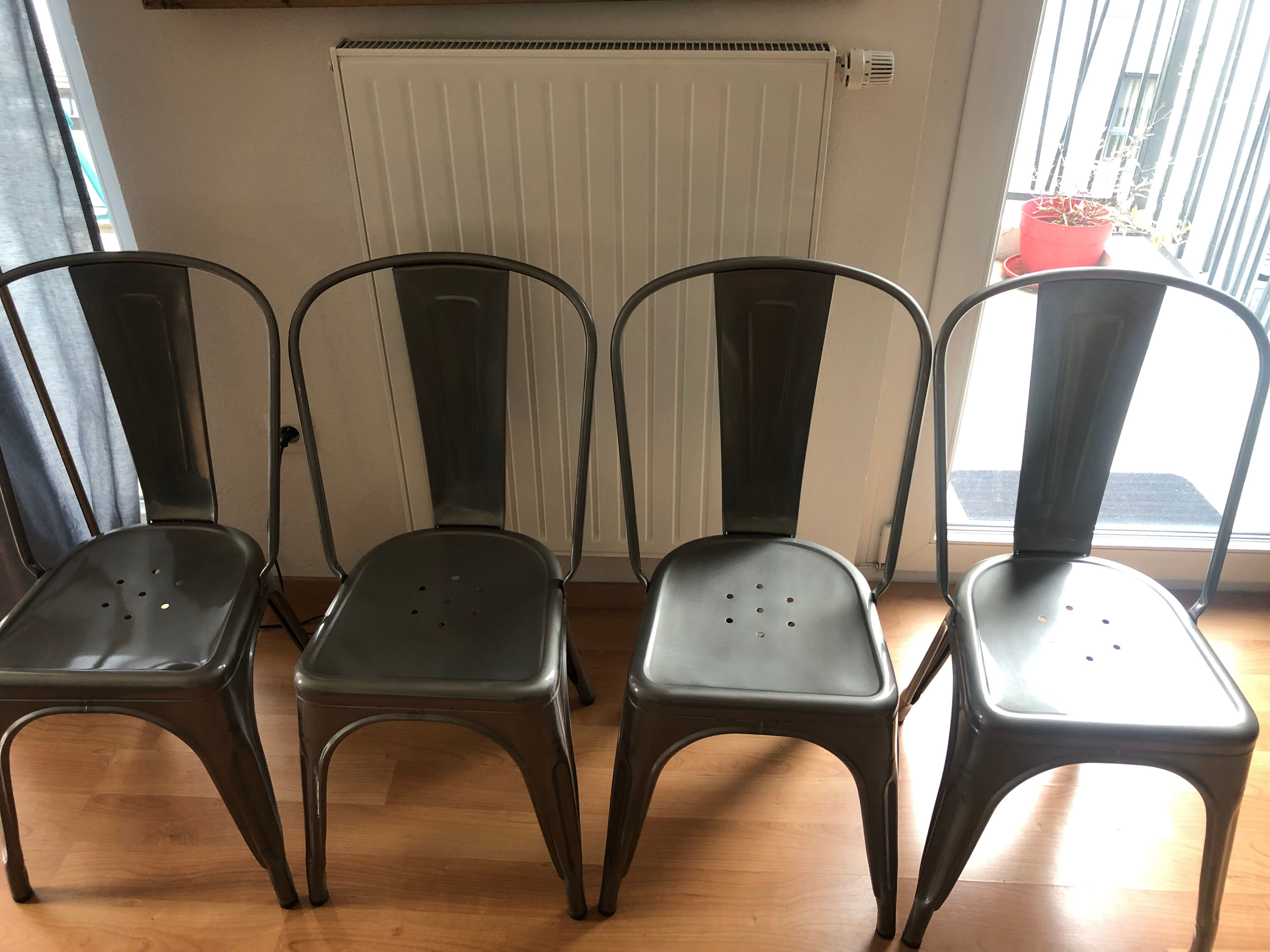 Set of 4 chairs A Tolix