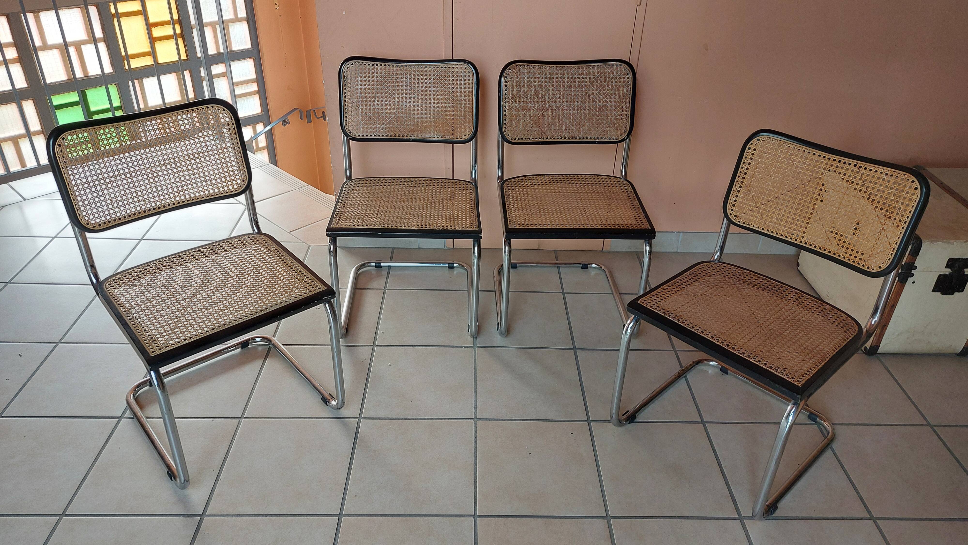 Set of 4 Cesca B32 chairs