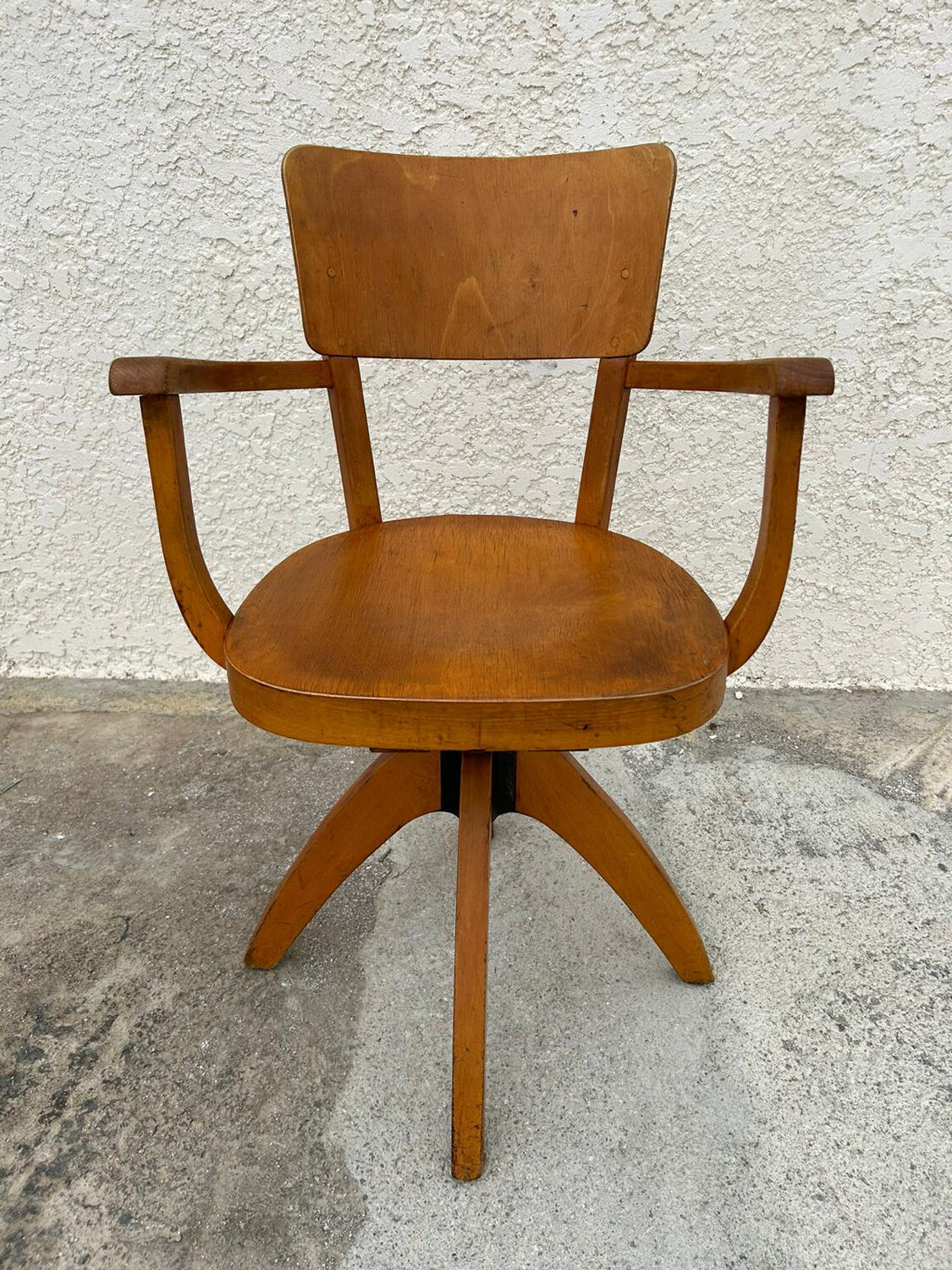 Baumann swivel office chair