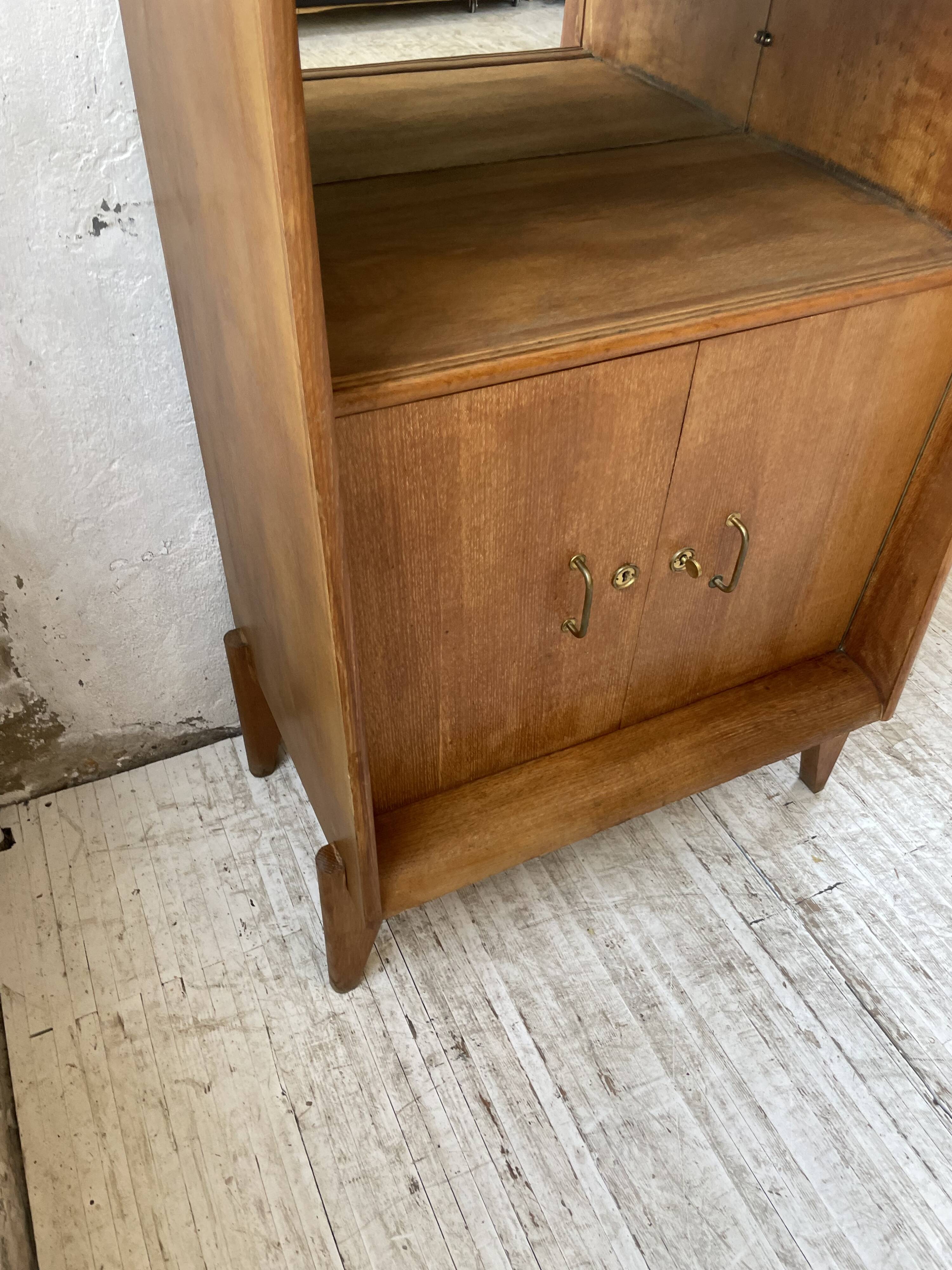 Meuble de rangement secrétaire chêne années 60