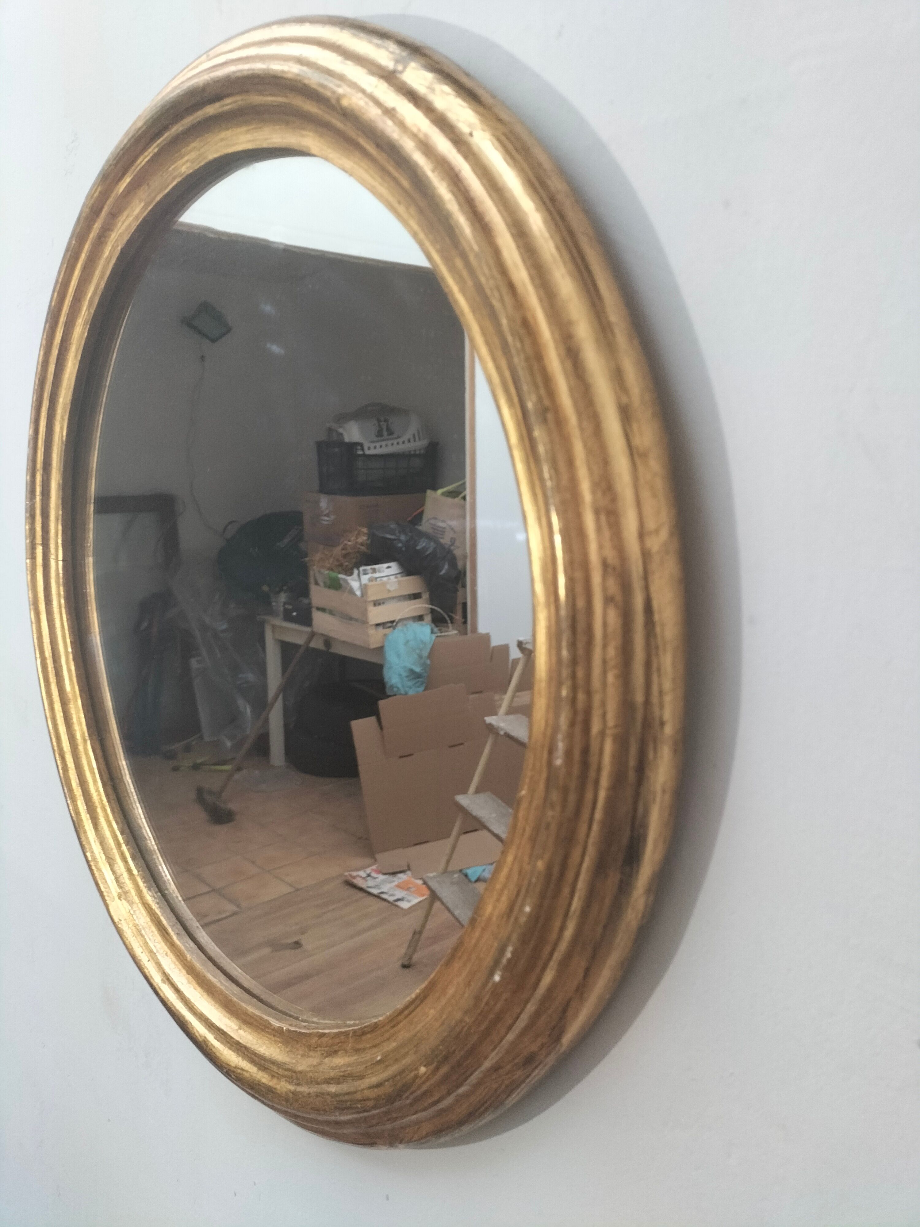 Round golden mirror, 46 cm