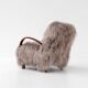 Paire de fauteuils scandinaves en peau de mouton à poils longs, années 1950