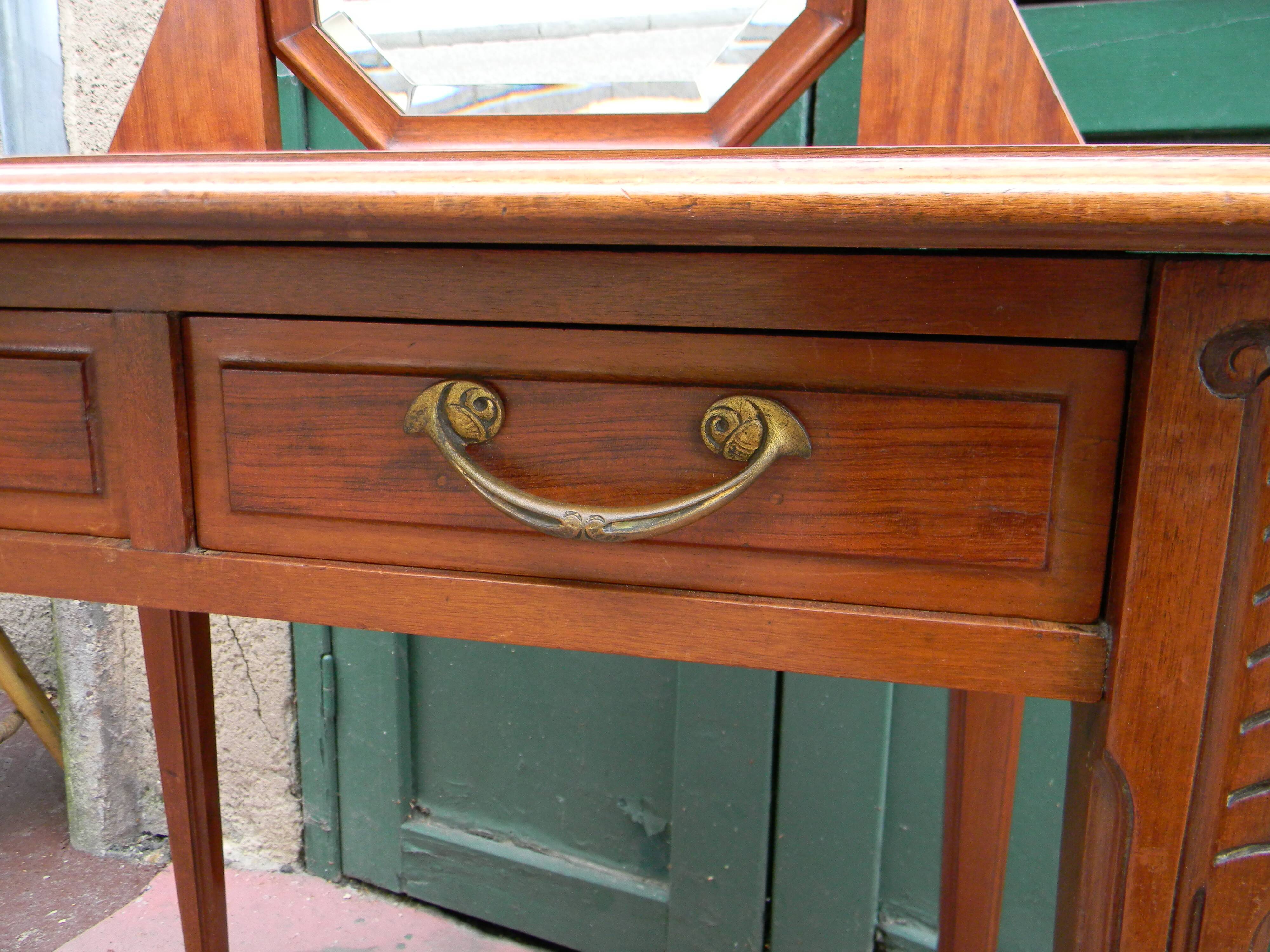 Louis Majorelle Art Deco dressing table in Mahogany