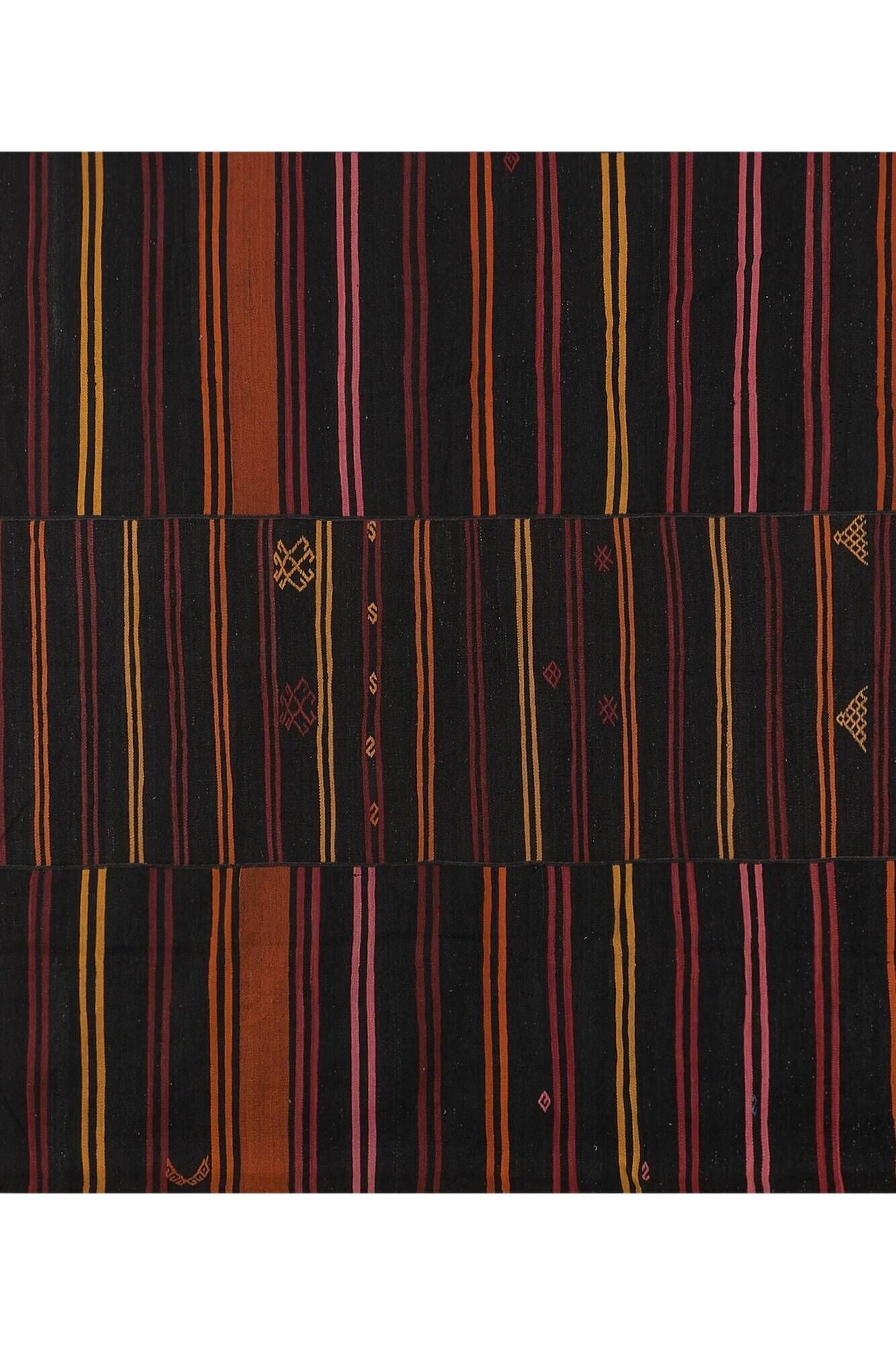 Vintage Turkish kilim, handwoven, 310x360 cm.