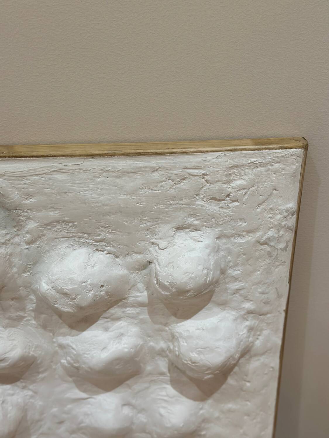 Tableau contemporain texturé relief 3D minimaliste - murmures blancs
