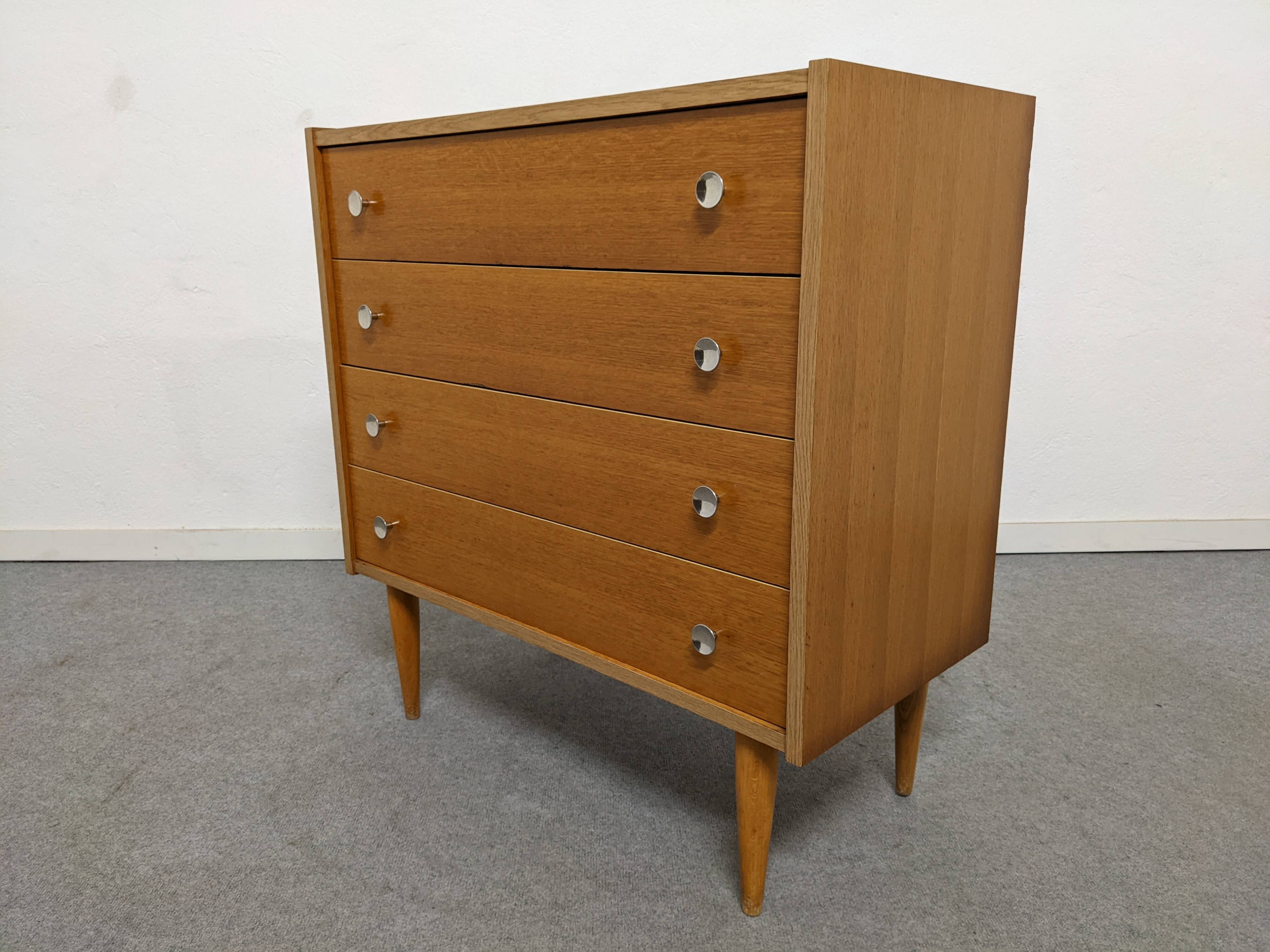 Vintage chest of drawers from the 50s/60s