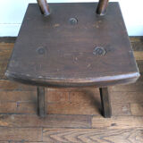 Tripod chair