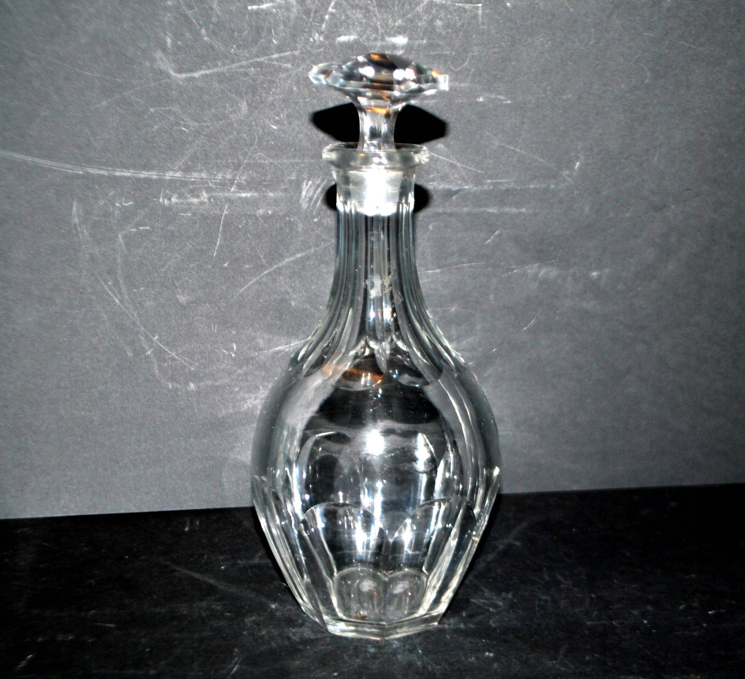 Antique Malmaison Harcourt flat-cut crystal decanter 21cm