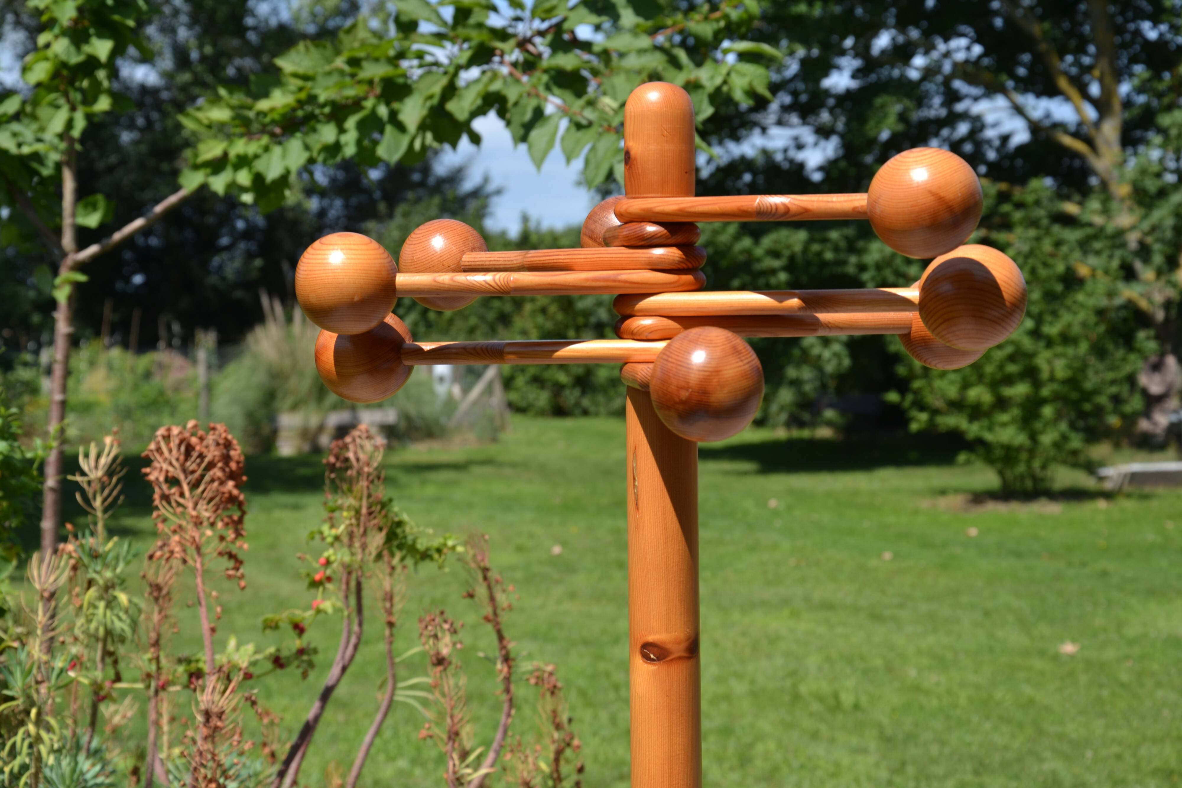 Les Arcs floor-standing coat rack