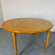 Table à manger ronde extensible en chêne, design danois du milieu du siècle, années 1960