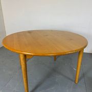 Table à manger ronde extensible en chêne, design danois du milieu du siècle, années 1960