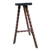 tripod stool