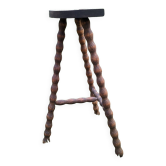 tripod stool
